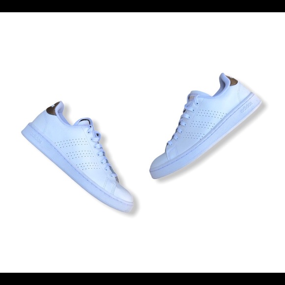 adidas Shoes - EUC Adidas Advantage Cloudfoam sneakers size 8